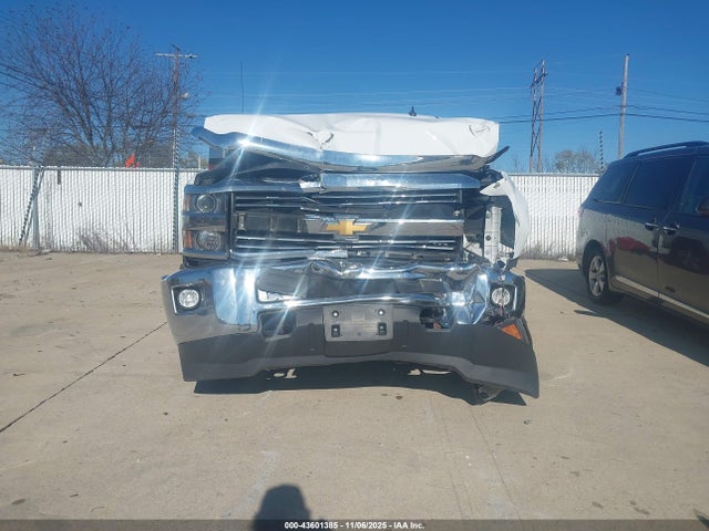 2016 Chevrolet Silverado 2500hd Ltz მანქანა იყიდება აუქციონზე, vin: 1GC1KWE86GF123969, აუქციონის ნომერი: 43601385