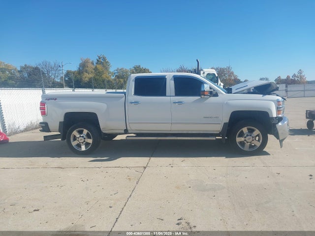 2016 Chevrolet Silverado 2500hd Ltz მანქანა იყიდება აუქციონზე, vin: 1GC1KWE86GF123969, აუქციონის ნომერი: 43601385