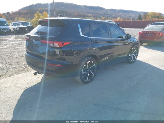 2022 MITSUBISHI OUTLANDER JA4J4TA89NZ052836 Photo 3