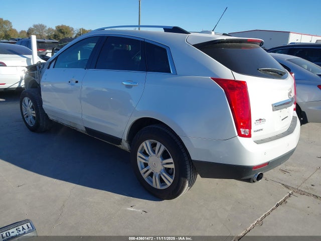 2015 CADILLAC SRX 3GYFNBE33FS545695 Photo 2