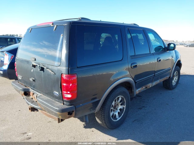43601487 :رقم المزاد ، 1FMRU166XYLB19421 vin ، 2000 Ford Expedition Xlt مزاد بيع