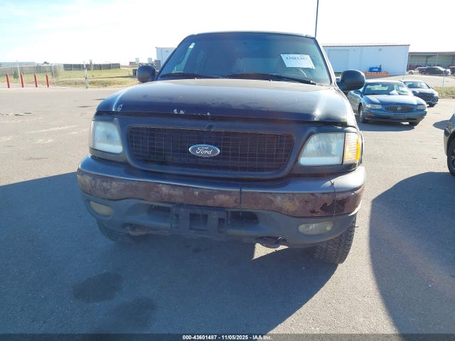 43601487 :رقم المزاد ، 1FMRU166XYLB19421 vin ، 2000 Ford Expedition Xlt مزاد بيع