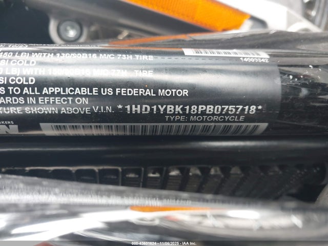 2023 HARLEY-DAVIDSON FLHCS 1HD1YBK18PB075718 Photo 9