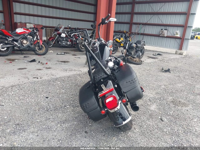 2023 HARLEY-DAVIDSON FLHCS 1HD1YBK18PB075718 Photo 5