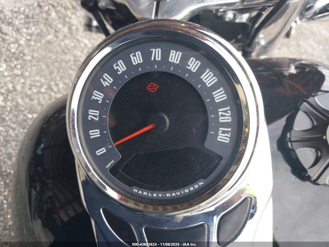 2023 HARLEY-DAVIDSON FLHCS 1HD1YBK18PB075718 Photo 6