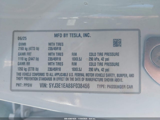 2025 TESLA MODEL 3 5YJ3E1EA8SF038456 Photo 8