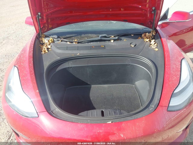 2018 TESLA MODEL 3 5YJ3E1EB2JF129956 Photo 9