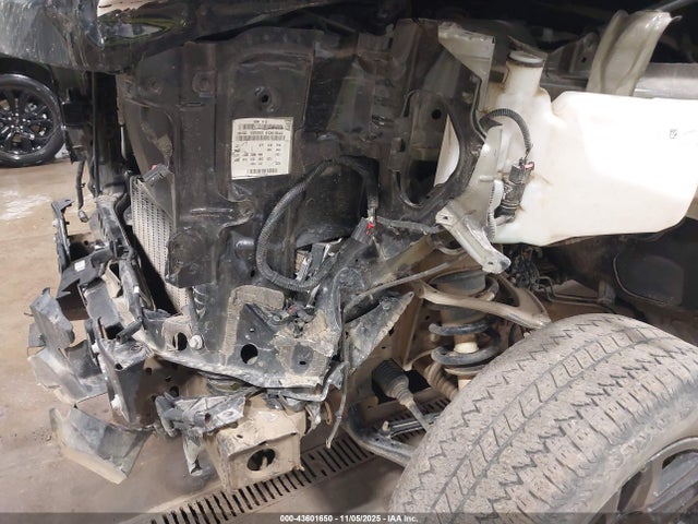 2024 Chevrolet Silverado 1500 4wd  Short Bed Lt Trail Boss მანქანა იყიდება აუქციონზე, vin: 3GCUDFE85RG387676, აუქციონის ნომერი: 43601650