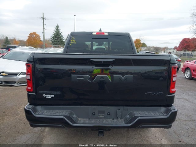 Auction sale of the 2025 Ram 1500 Big Horn  4x4 5'7 Box, vin: 1C6RRFFG4SN204706, lot number: 43601707