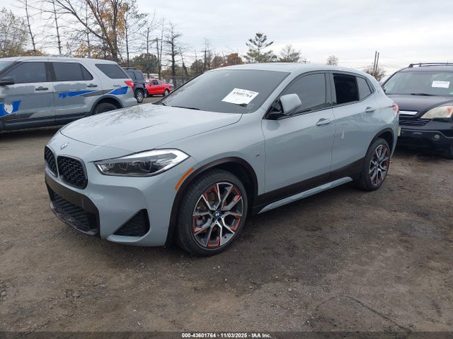 2022 BMW X2 WBXYJ1C03N5T68624 Photo 1