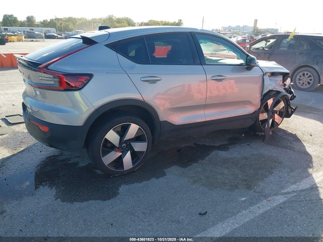 2024 VOLVO C40 RECHARGE PURE ELECTRIC YV4ER3GL3R2096802 Photo 3