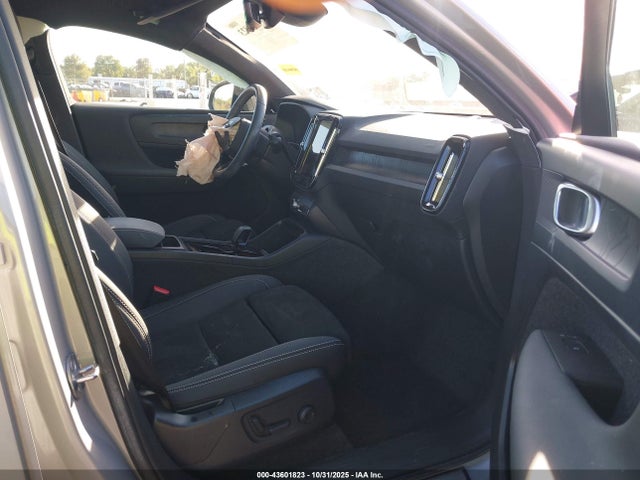 2024 VOLVO C40 RECHARGE PURE ELECTRIC YV4ER3GL3R2096802 Photo 4