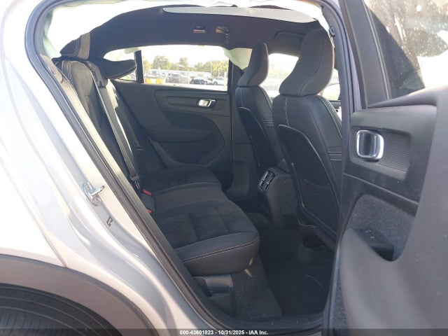 2024 VOLVO C40 RECHARGE PURE ELECTRIC YV4ER3GL3R2096802 Photo 7