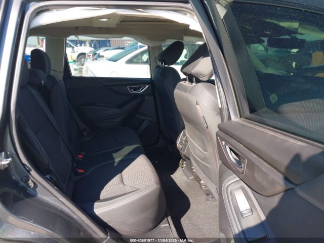 2022 SUBARU FORESTER JF2SKAEC1NH417018 Photo 7