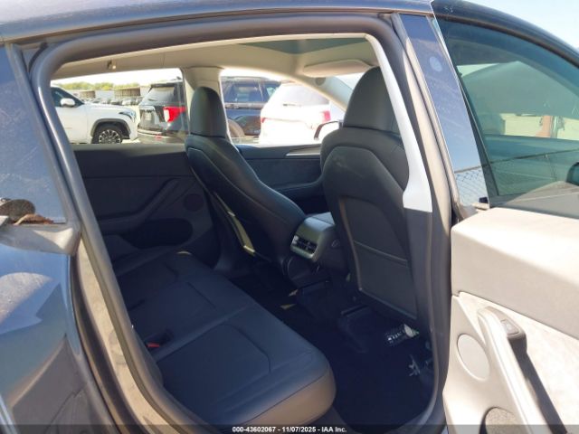 2024 TESLA MODEL Y 7SAYGDEE9RA248515 Photo 7