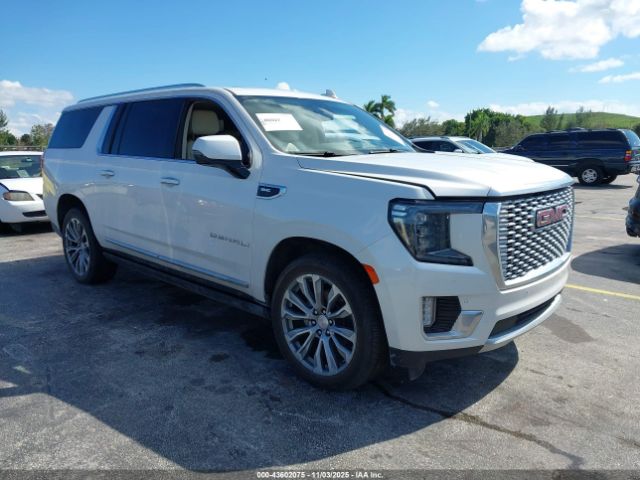 2022 GMC YUKON XL 1GKS1JKLXNR355025