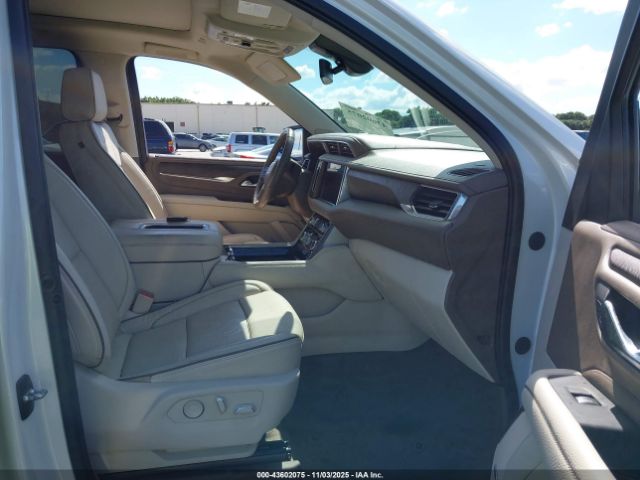 2022 GMC YUKON XL 1GKS1JKLXNR355025 Photo 4