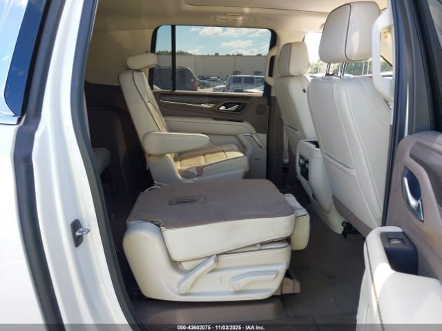 2022 GMC YUKON XL 1GKS1JKLXNR355025 Photo 7