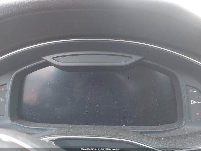 2019 AUDI A6 WAUL2AF22KN029945 Photo 6