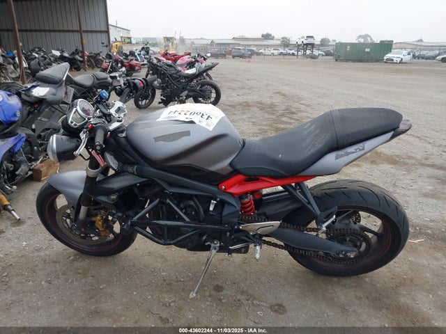 SMTL03NE0HT781536 Triumph Motorcycle Street Triple R/abs