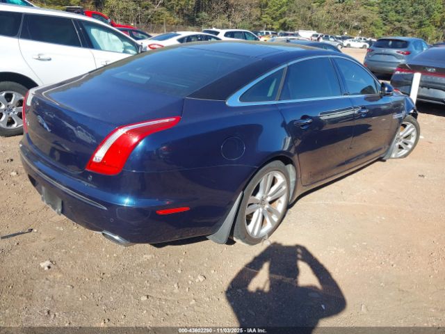 2011 JAGUAR XJ SAJWA2GB7BLV08334 Photo 3