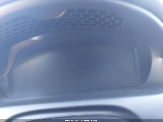 2011 JAGUAR XJ SAJWA2GB7BLV08334 Photo 6