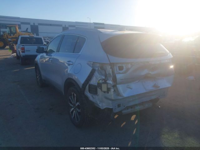 2018 KIA SPORTAGE KNDPN3AC3J7372421 Photo 2