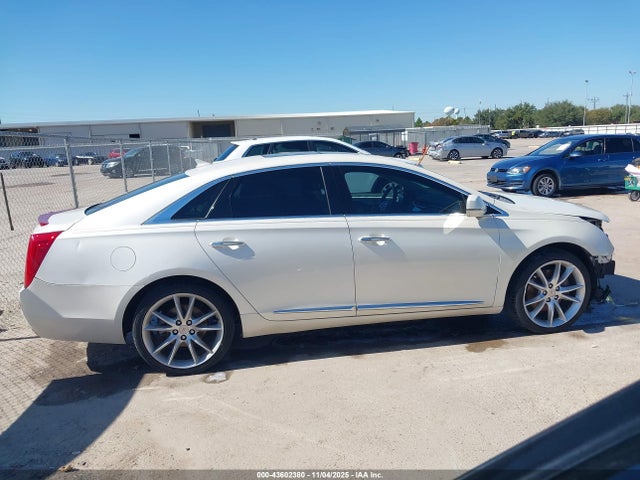 2G61P5S39E9323354 Cadillac lfx