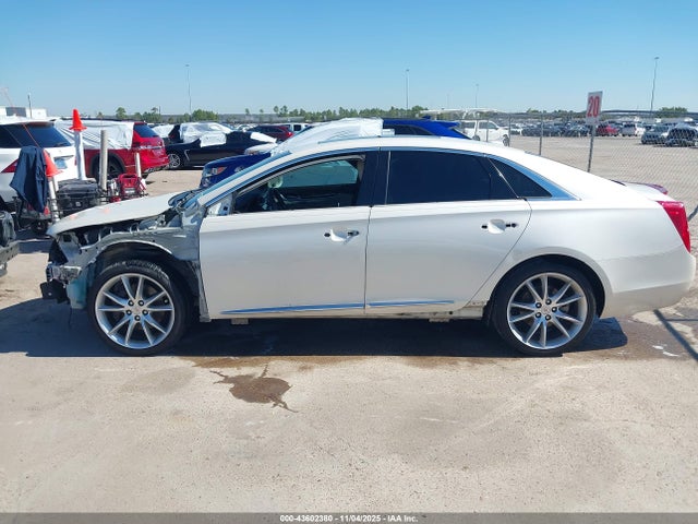 2G61P5S39E9323354 Cadillac lfx