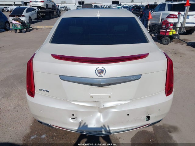 2G61P5S39E9323354 Cadillac lfx