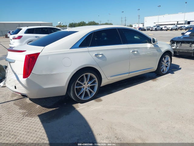 2G61P5S39E9323354 Cadillac lfx