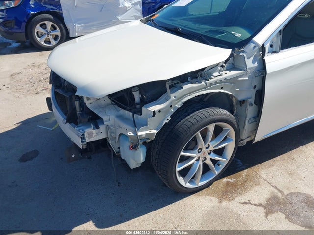 2G61P5S39E9323354 Cadillac lfx