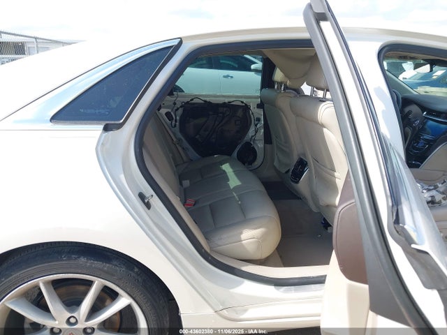 2G61P5S39E9323354 Cadillac lfx