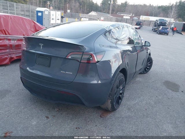 2023 TESLA MODEL Y 7SAYGDEF5PF842687 Photo 3