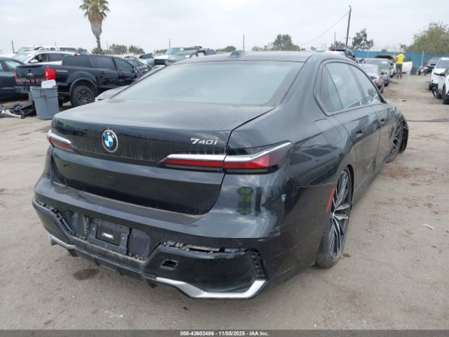 2023 BMW 740 WBA23EH00PCM30022 Photo 3