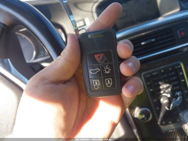 2015 VOLVO V60 YV140MEK9F1262213 Photo 10