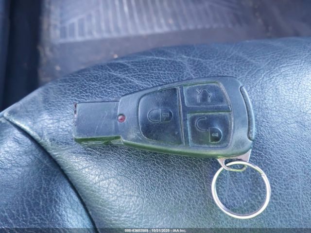 2000 MERCEDES-BENZ E 320 WDBJF65J9YB118943 Photo 10