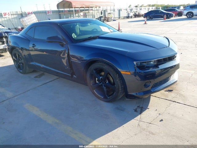 43602643 :رقم المزاد ، 2G1FF1E31F9187550 vin ، 2015 Chevrolet Camaro 2lt مزاد بيع