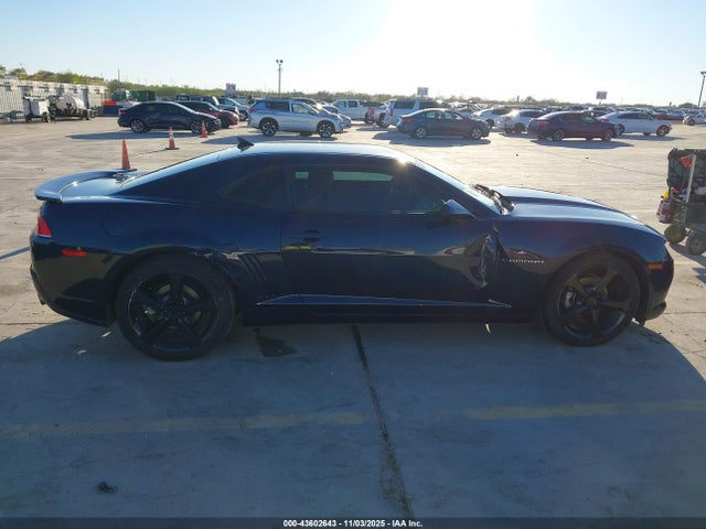 43602643 :رقم المزاد ، 2G1FF1E31F9187550 vin ، 2015 Chevrolet Camaro 2lt مزاد بيع