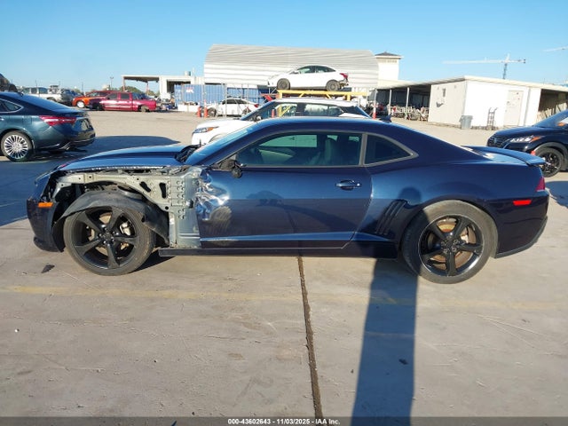43602643 :رقم المزاد ، 2G1FF1E31F9187550 vin ، 2015 Chevrolet Camaro 2lt مزاد بيع
