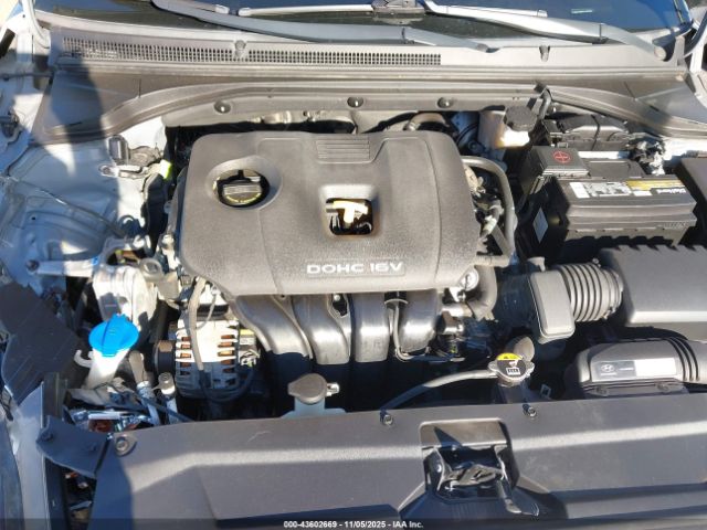 2020 HYUNDAI VELOSTER KMHTG6AF0LU032065 Photo 9