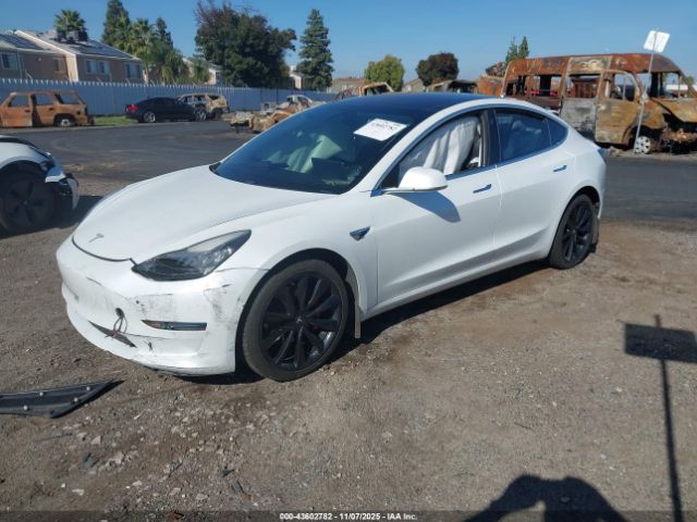 2018 TESLA MODEL 3 5YJ3E1EA2JF164682 Photo 1