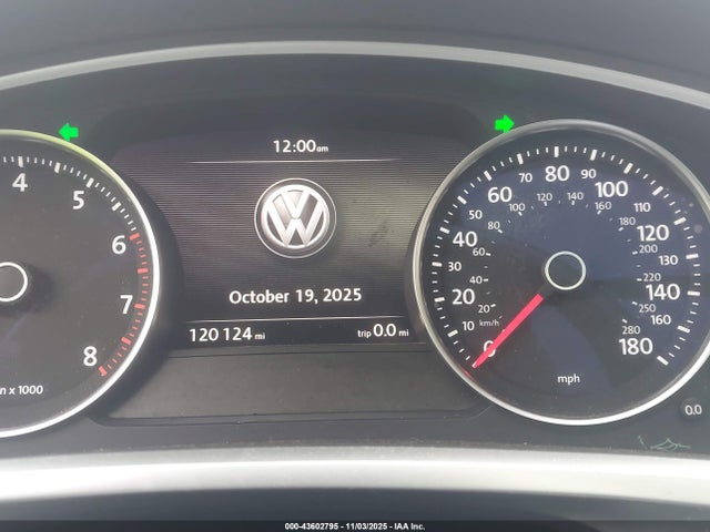 WVGEF9BPXGD011234 Volkswagen Touareg Vr6 Lux