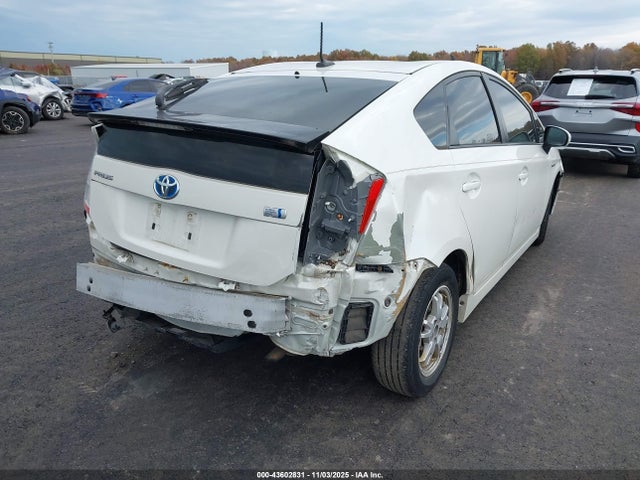 43602831 :رقم المزاد ، JTDKN3DU9B5296196 vin ، 2011 Toyota Prius Three مزاد بيع