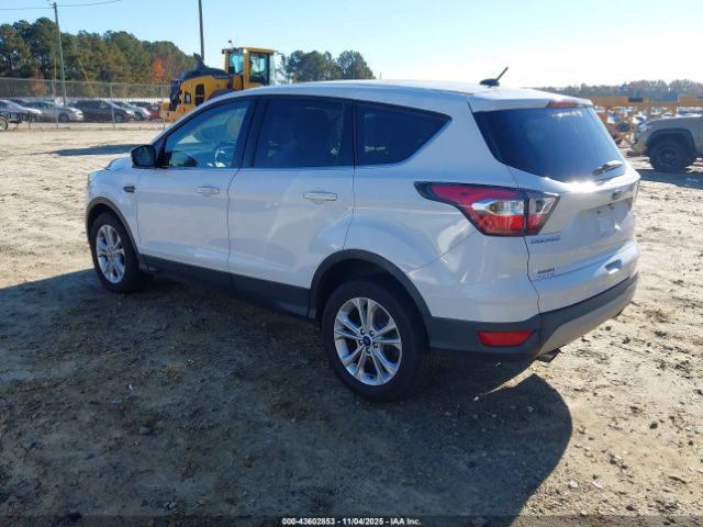 2017 FORD ESCAPE 1FMCU0G94HUB46391 Photo 2