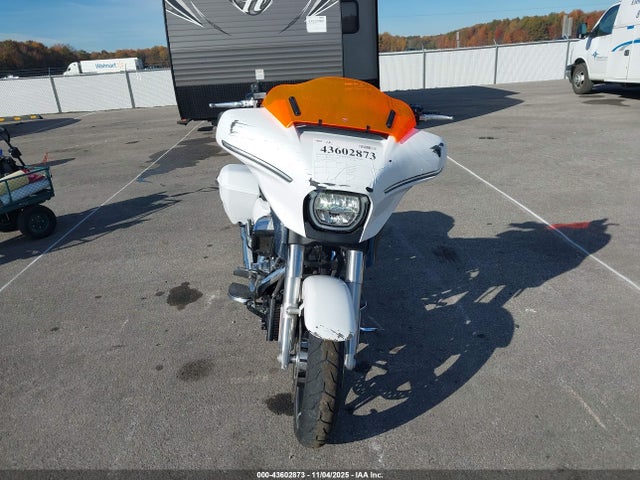 Harley-Davidson FLHX 2024 1HD1KB716RB608954 Image 5