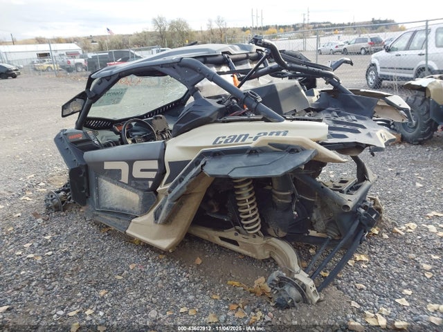 2023 CAN-AM MAVERICK X3 3JBVGAY40PE002379 Photo 2
