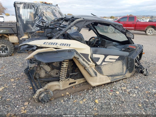 2023 CAN-AM MAVERICK X3 3JBVGAY40PE002379 Photo 3