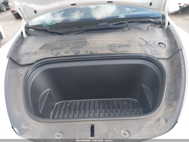 2020 TESLA MODEL Y 5YJYGDEE7LF008936 Photo 9