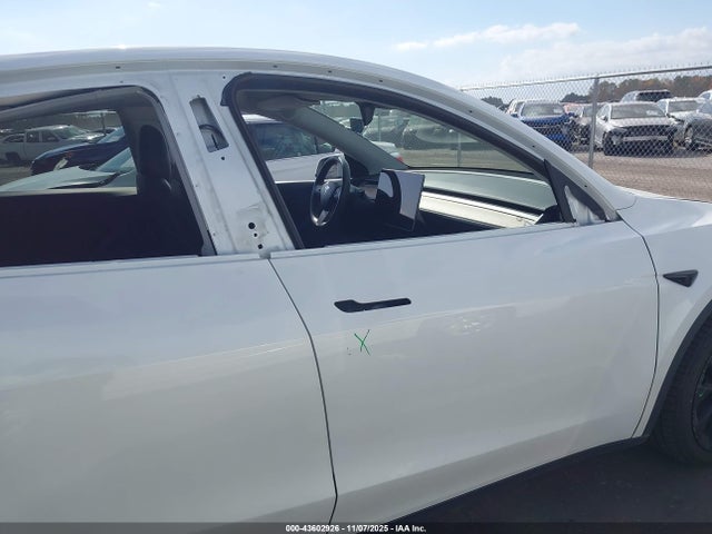 5YJYGDEE7LF008936 Tesla Model Y Long Range Dual Motor All-wheel Drive